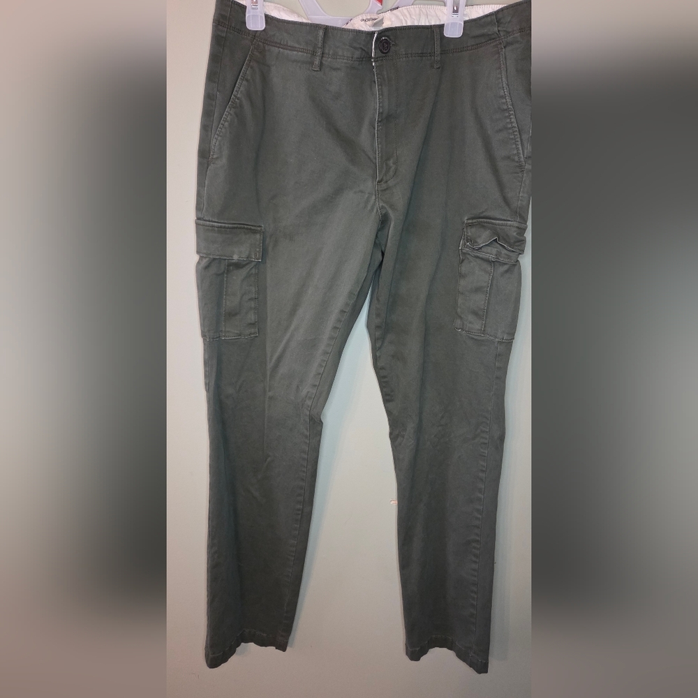 Goodthreads Men’s Cargo Pants – 38W x 34L – Olive Green